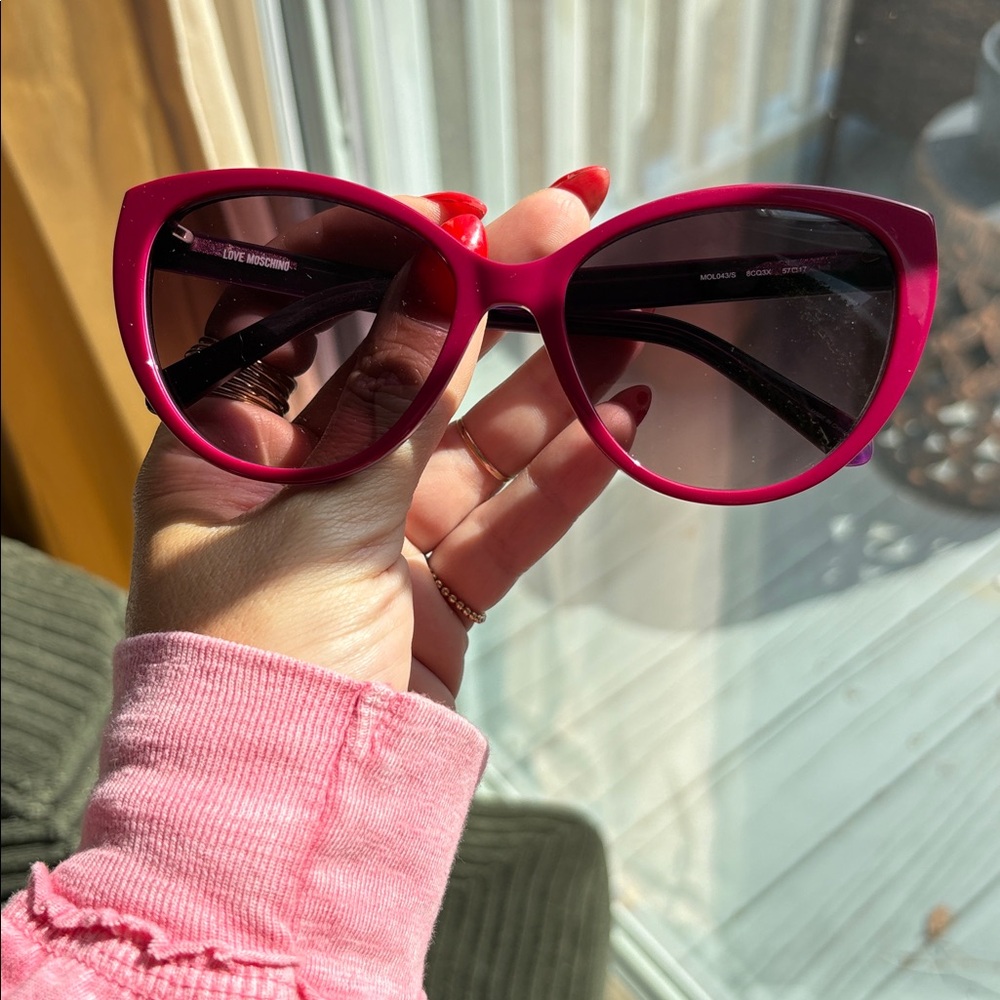 Love Moschino Pink/ Purple cat eye sunglasses